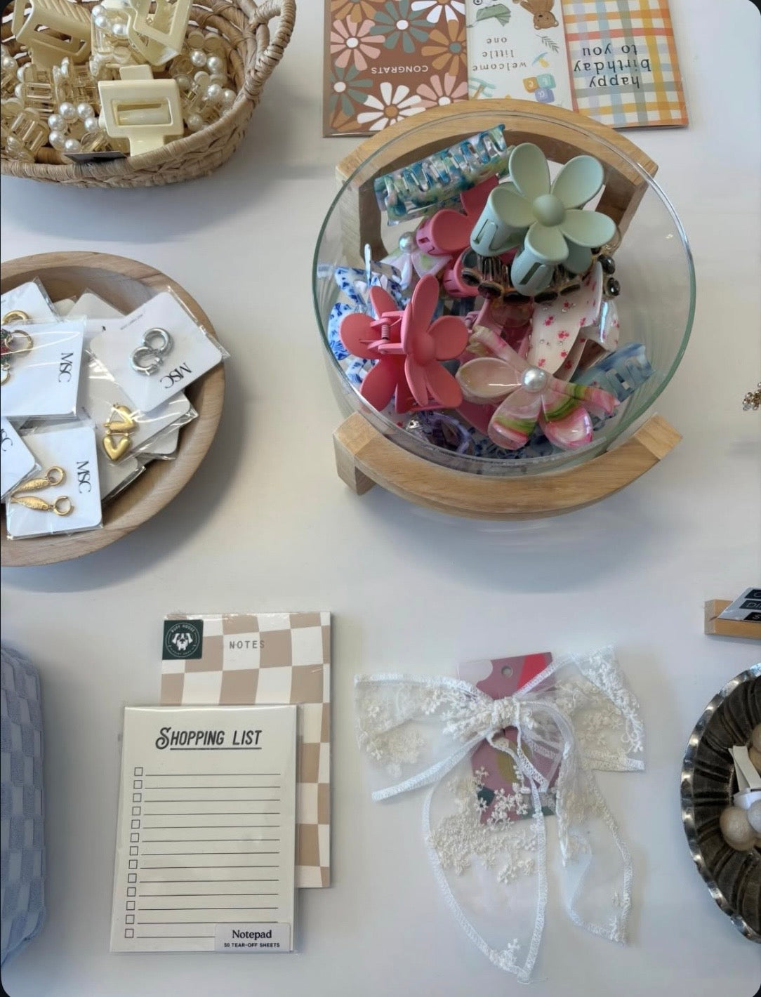 ACCESSORIES