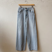 SIZE 28 | BDG Wide Leg Jeans