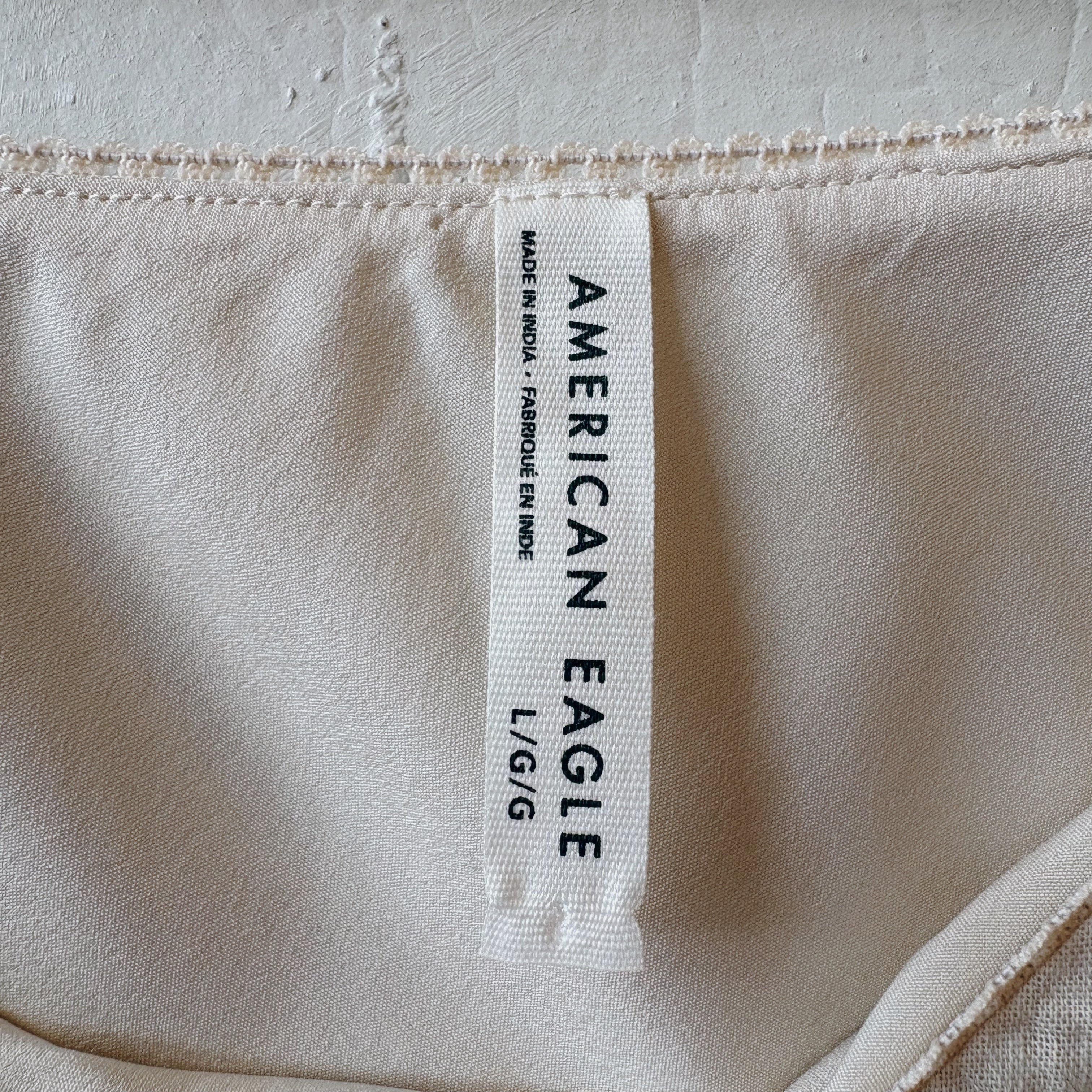 SIZE L | AE Cream Skirt