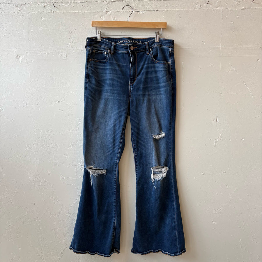 SIZE 14 | AE Flare Jeans