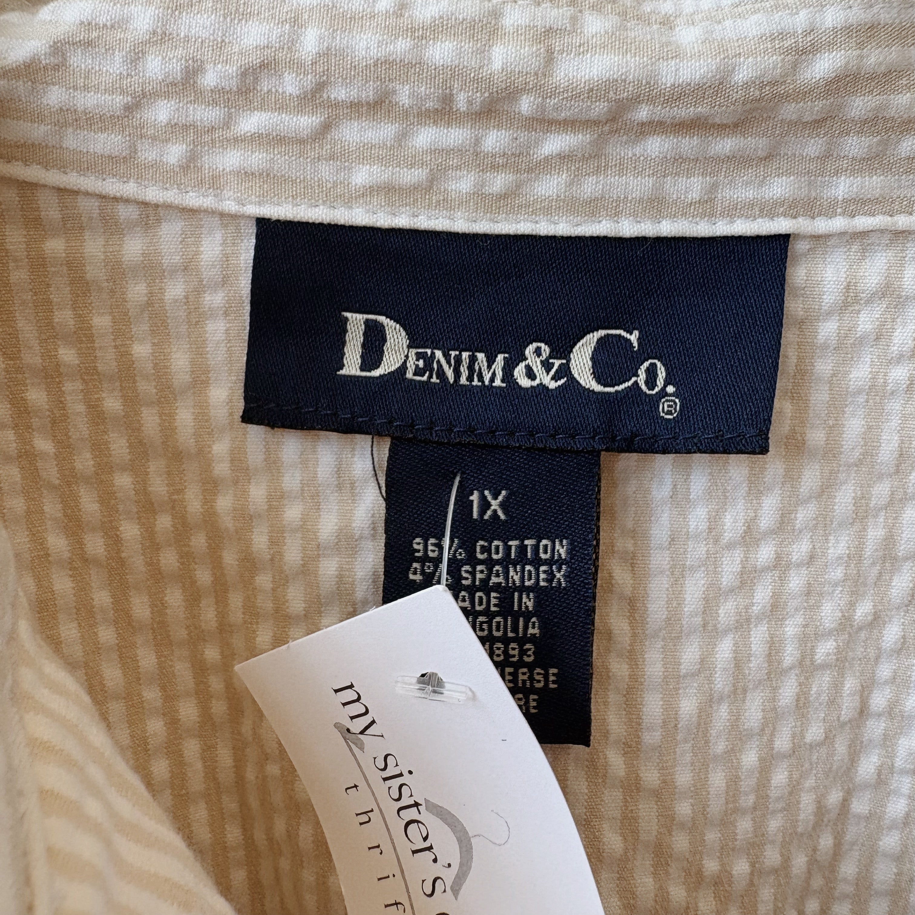 SIZE XL | Striped Button Up
