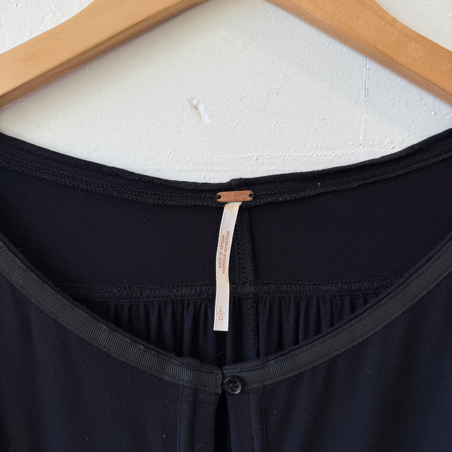 SIZE L | Black Free People Top