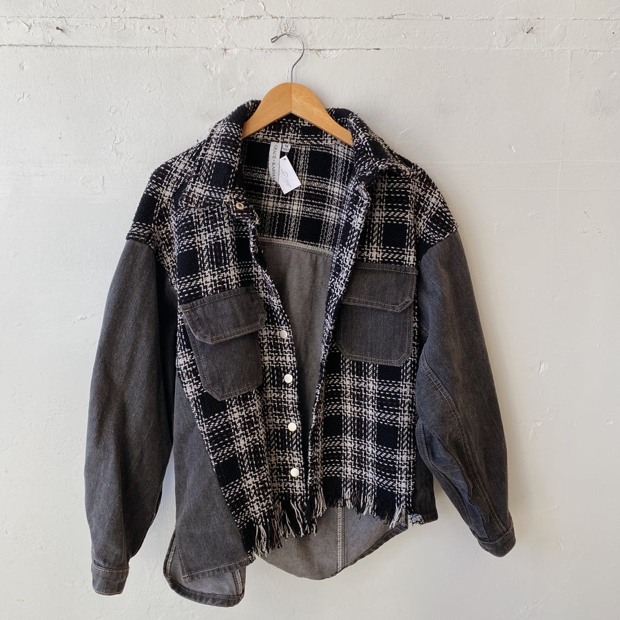 SIZE 1X | Textured Denim Jacket