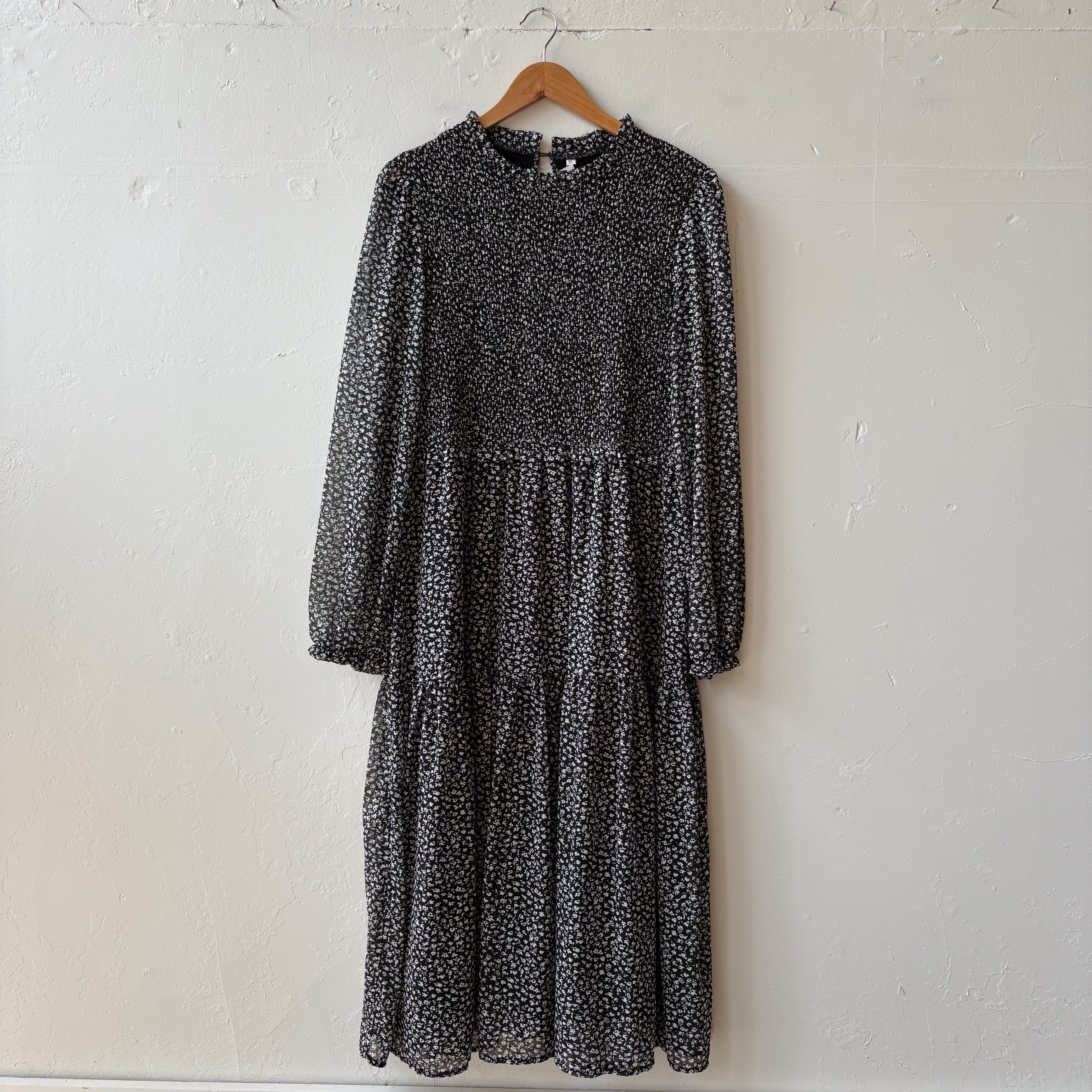 SIZE XL | Black Floral Tiered Dress