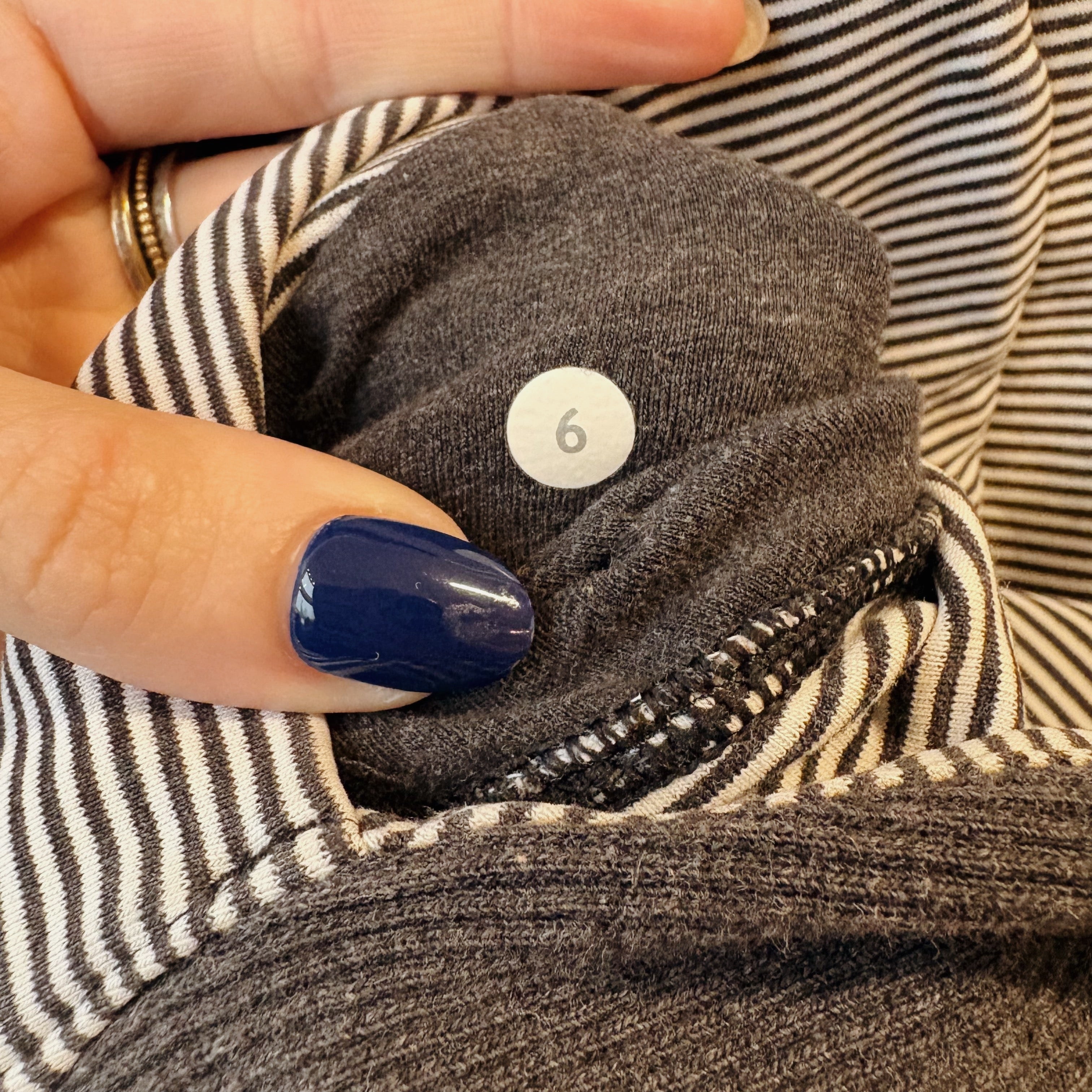 SIZE 6 | Lululemon Zip Up