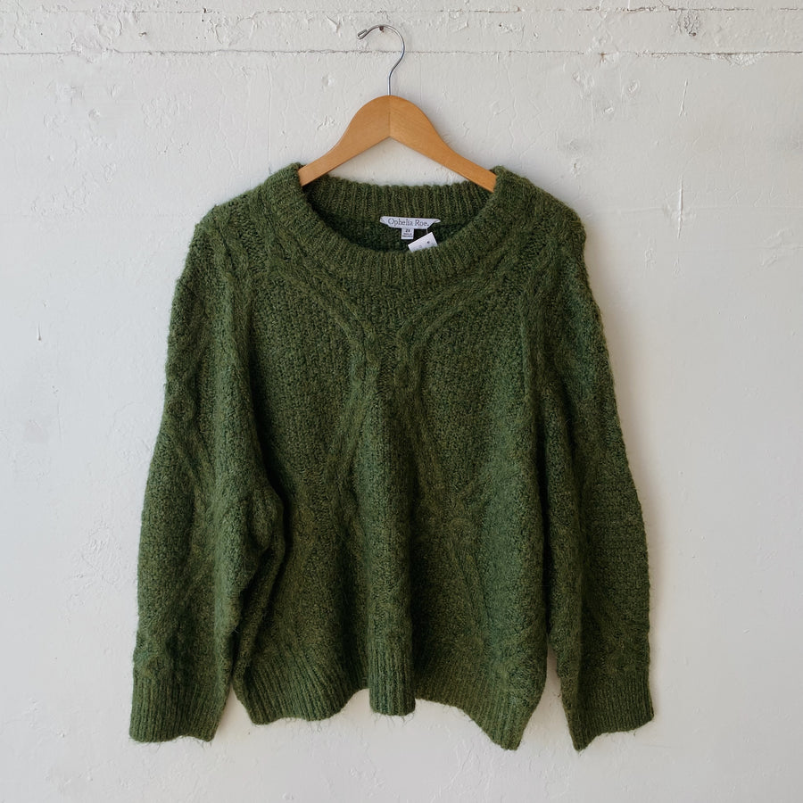 SIZE 2XL | Green Sweater