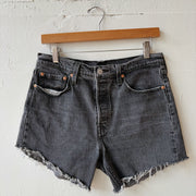 SIZE 29 | Levi Black Shorts