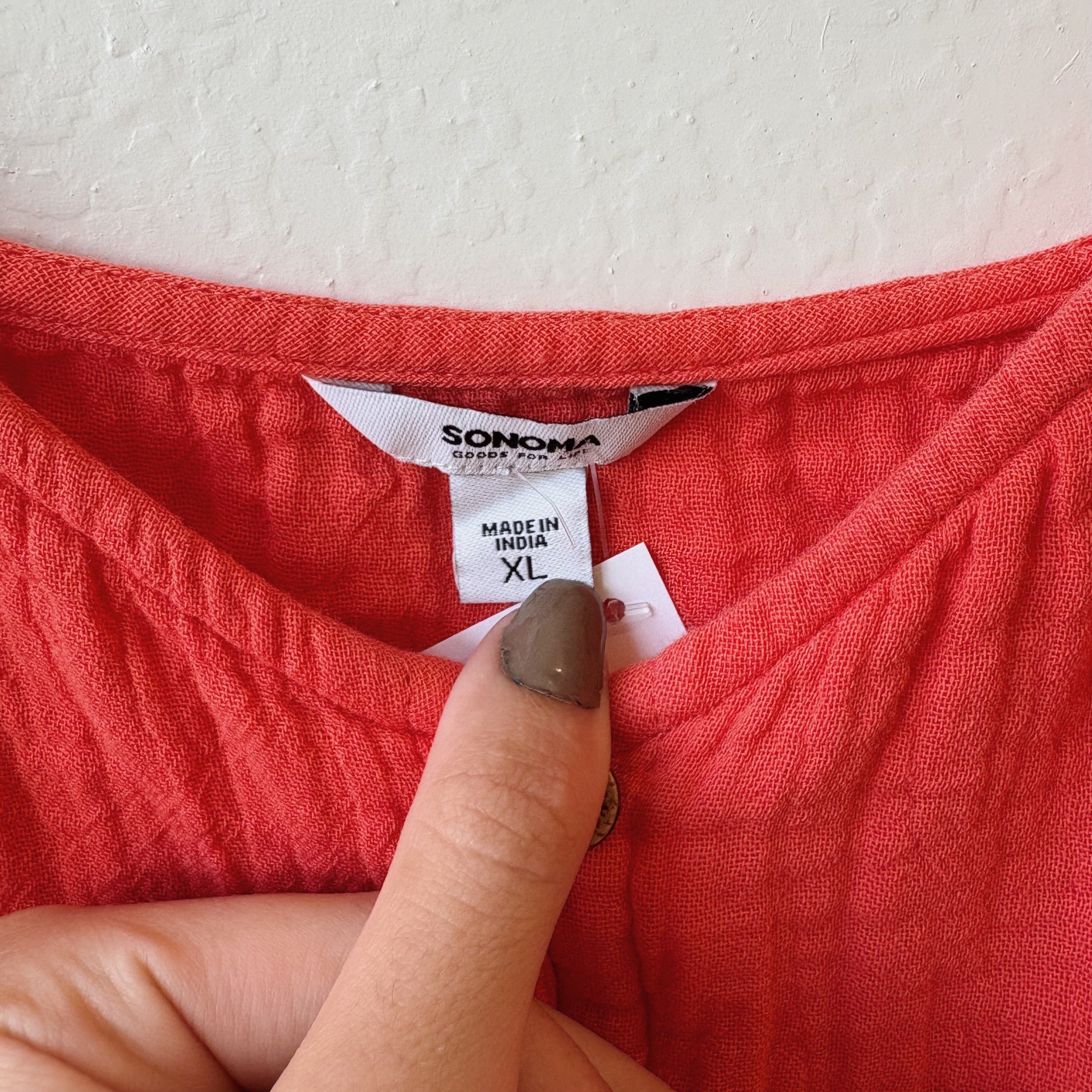 SIZE XL | Red Button Up Tank Top