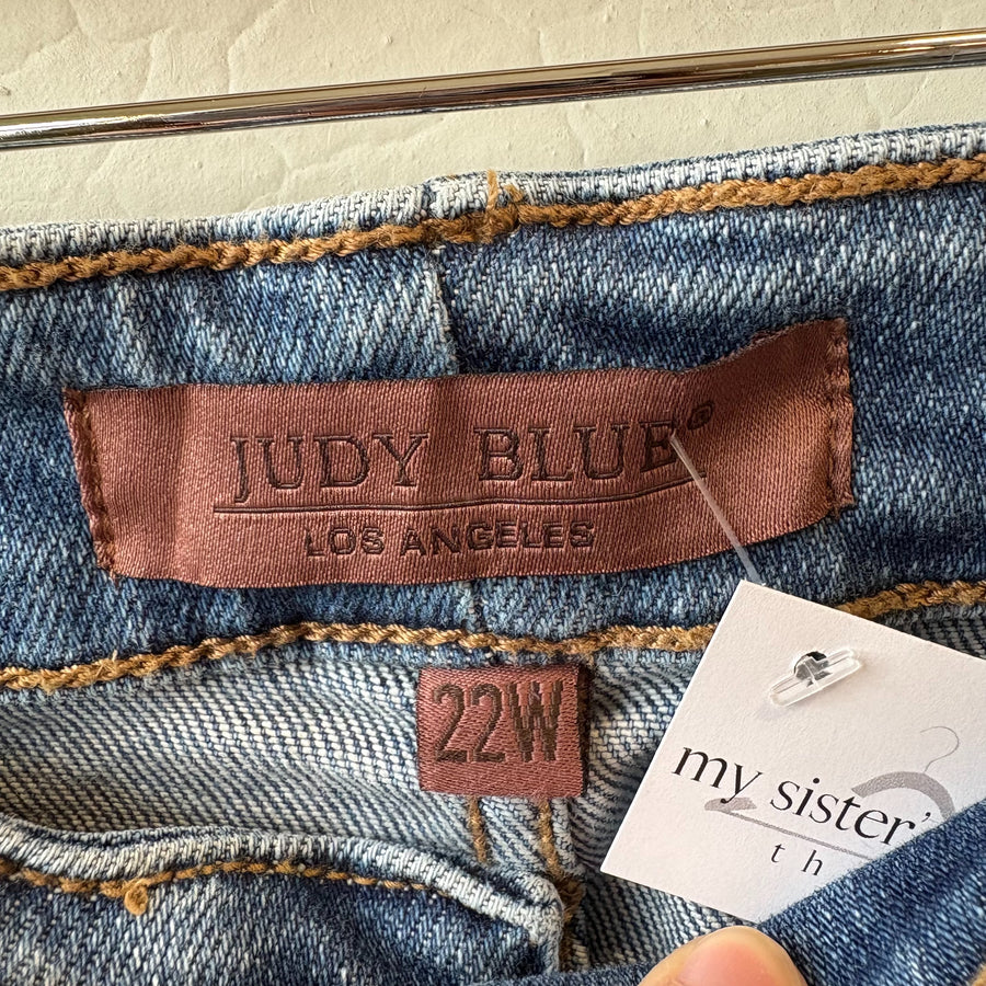 SIZE 22 | Wide Leg Jeans