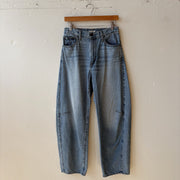 Size 29 | Levi Cinch Barrel Jeans