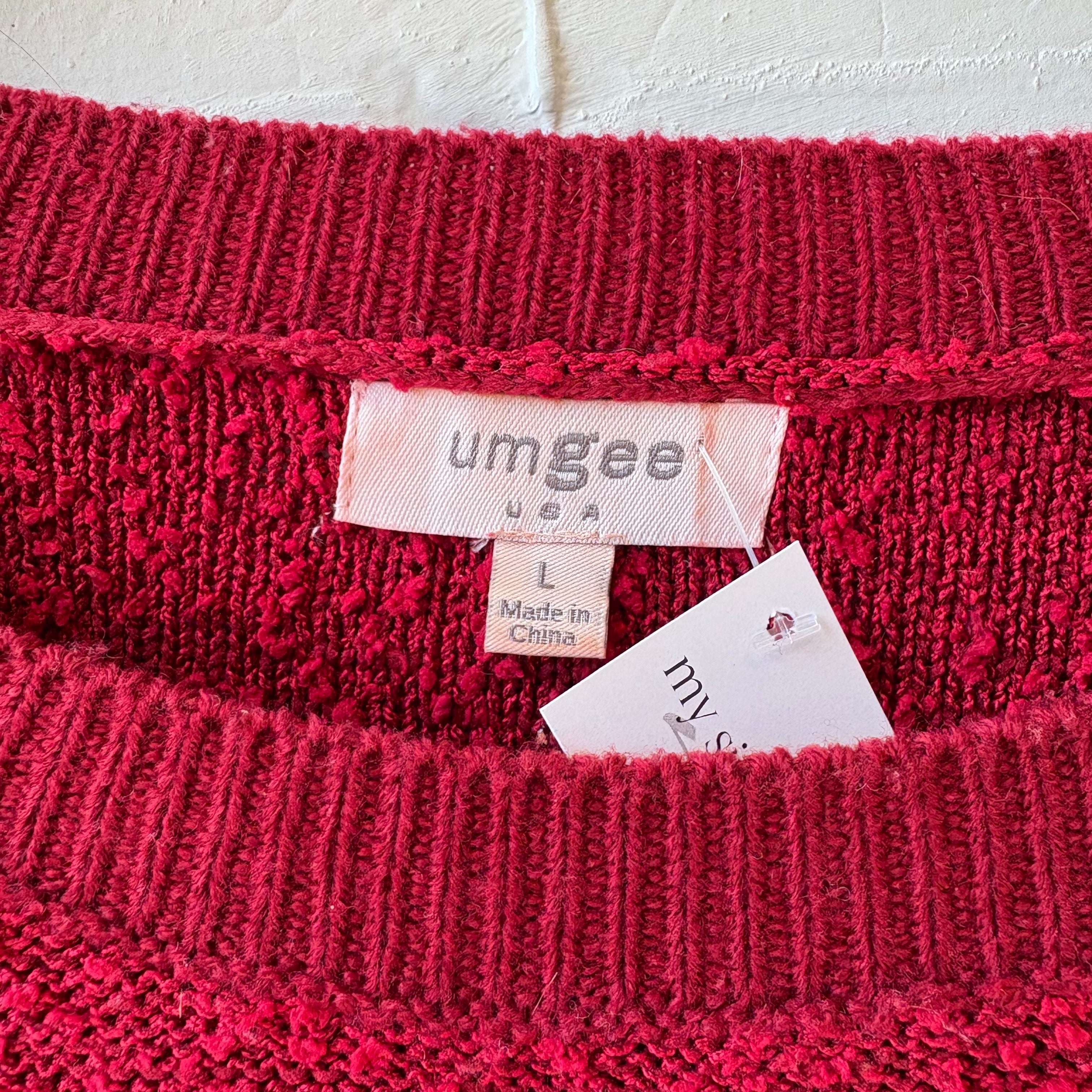 SIZE L | Red Sweater