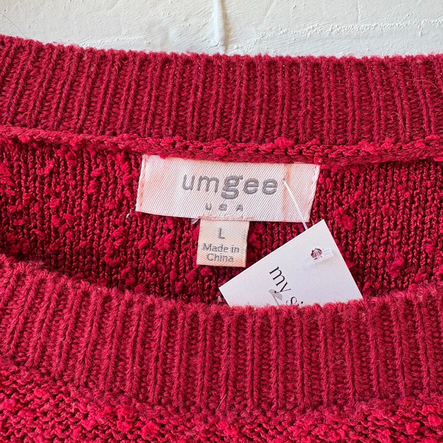 SIZE L | Red Sweater