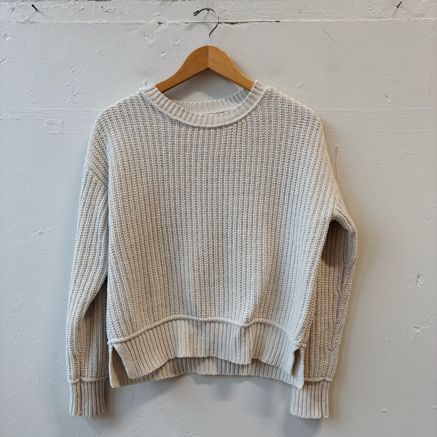 SIZE XS | Cream Sweater