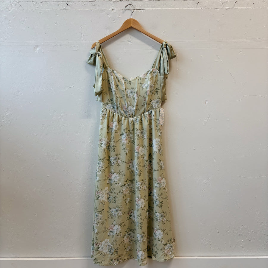 SIZE M | Green Floral Dress