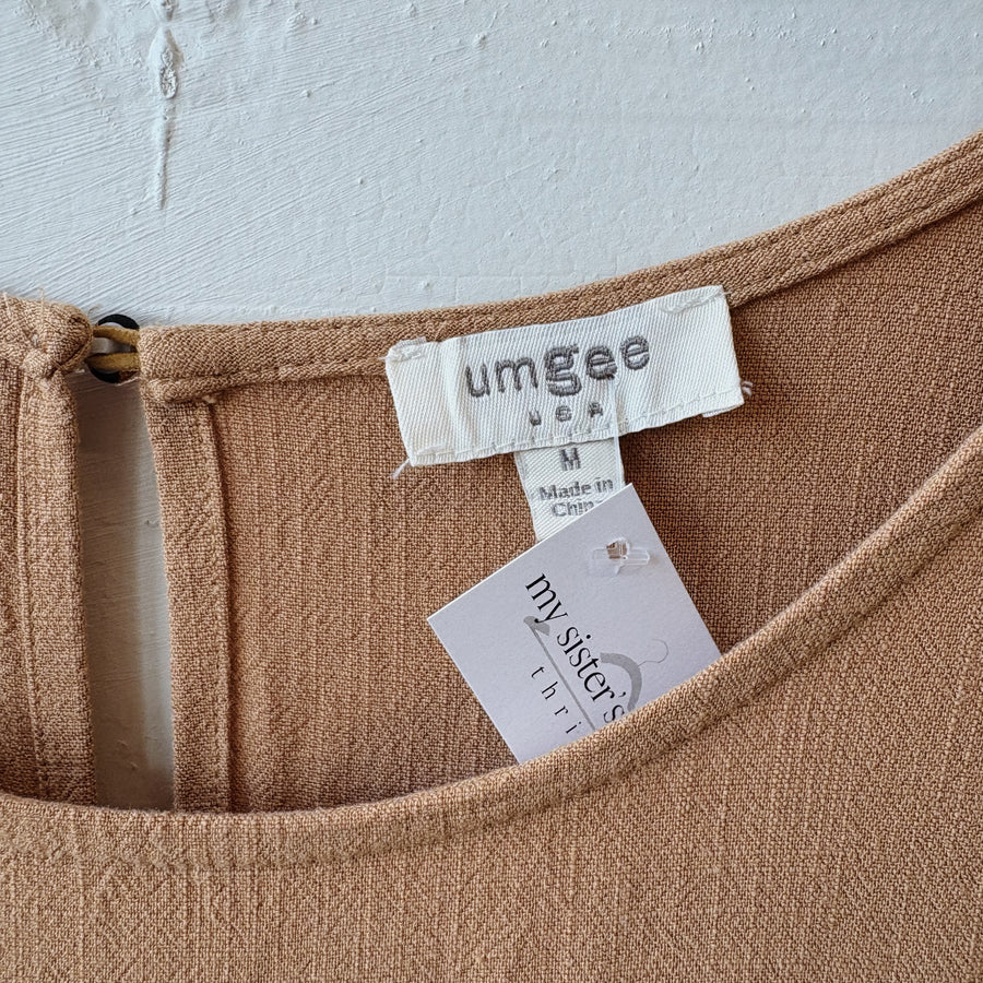 SIZE M | Neutral Tiered Dress