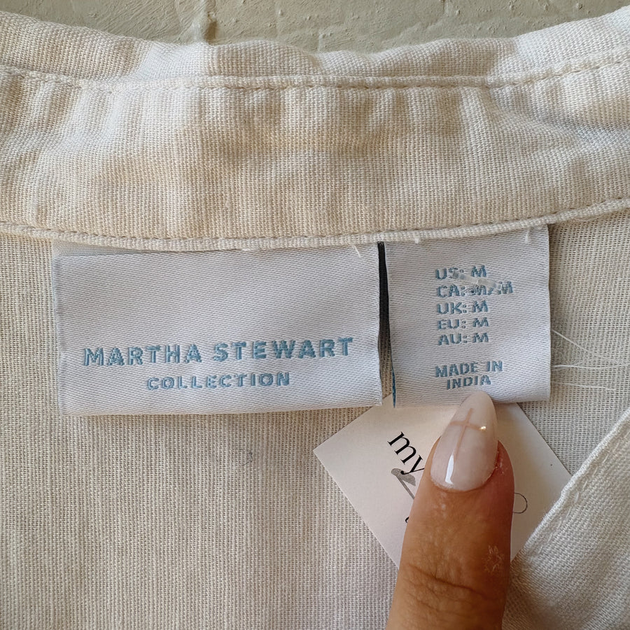 SIZE M | White Eyelet Top