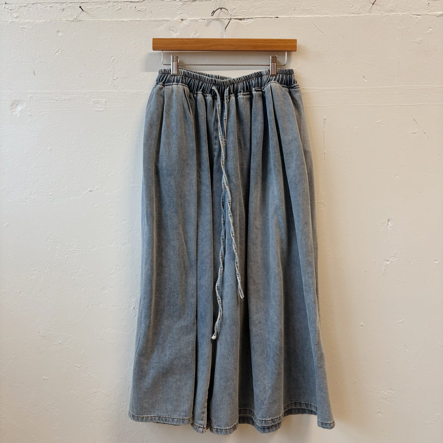 SIZE S | Light Denim Pants