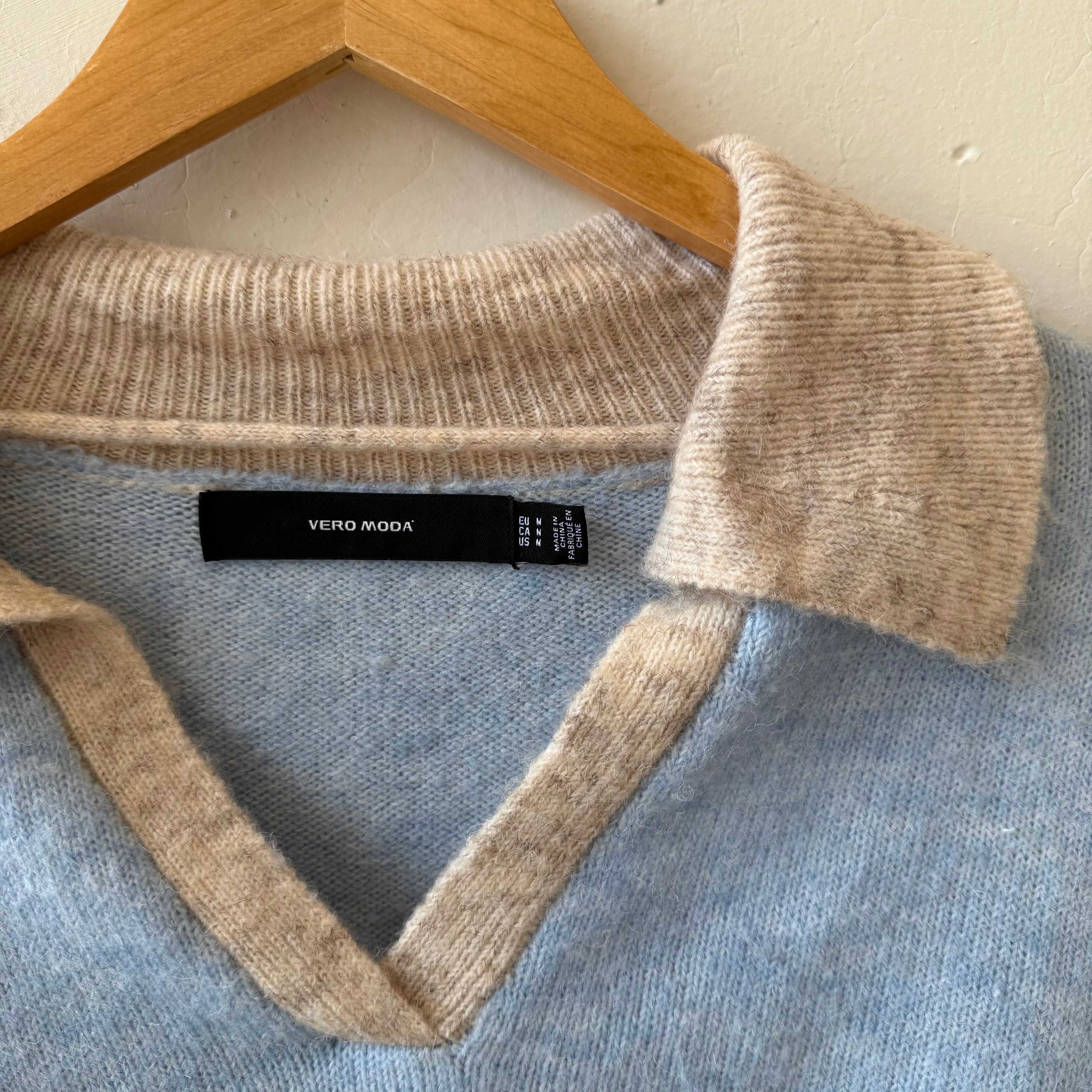 SIZE M | Cropped Color-block Sweater