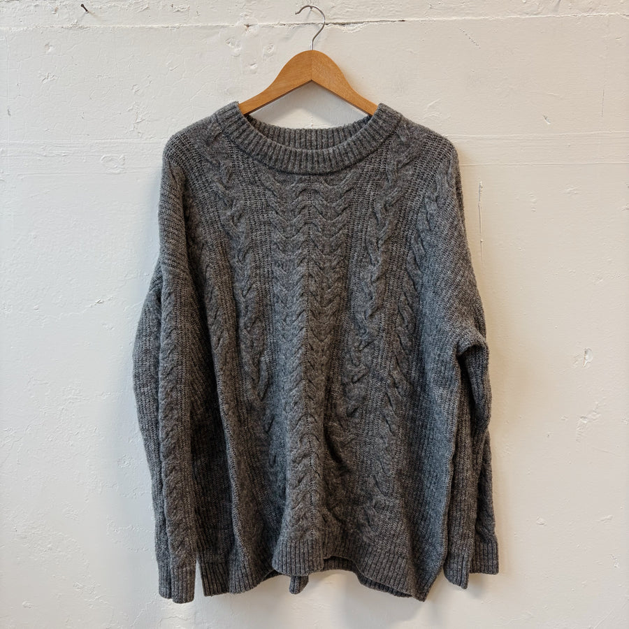 SIZE 1X | Gray Sweater