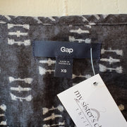 SIZE XS | Patterned Grey Top
