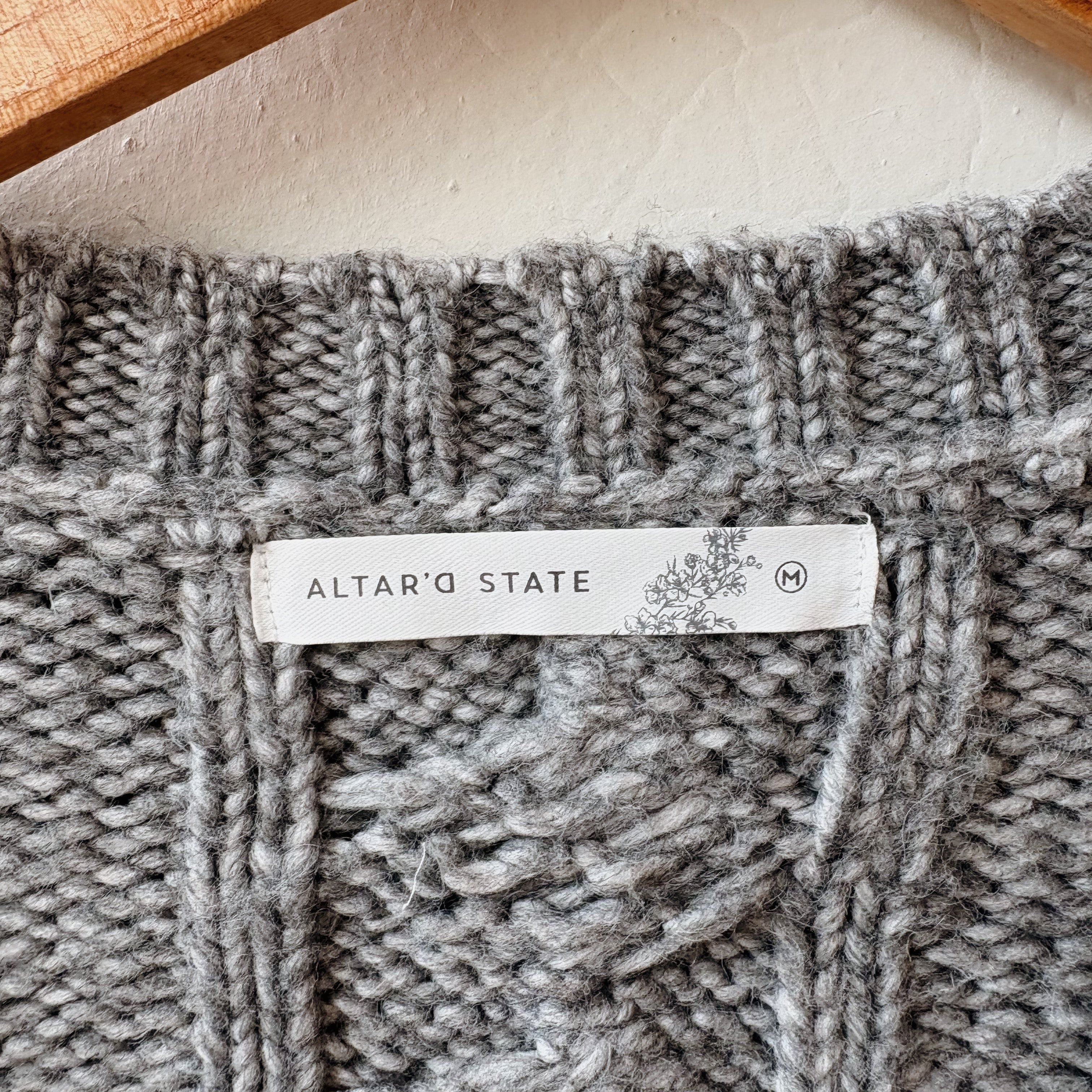 SIZE M | Altar’d State Grey Cardigan