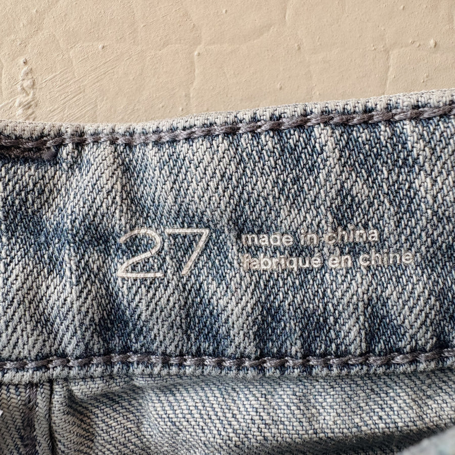 Size 27 | Anthropologie Patterned Jeans