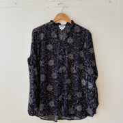 SIZE XL | Navy Floral Top