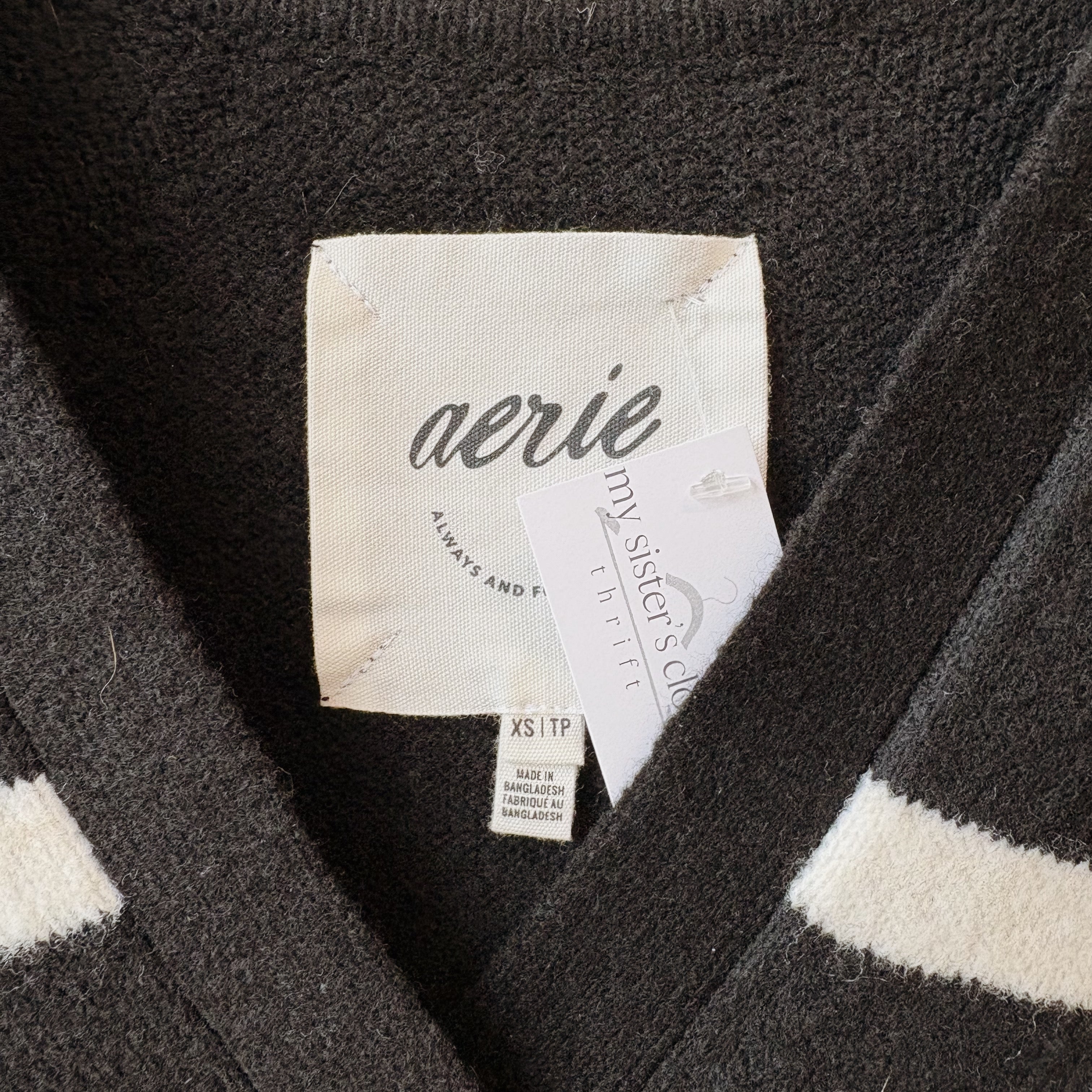 SIZE XS | Aerie Black Sweater