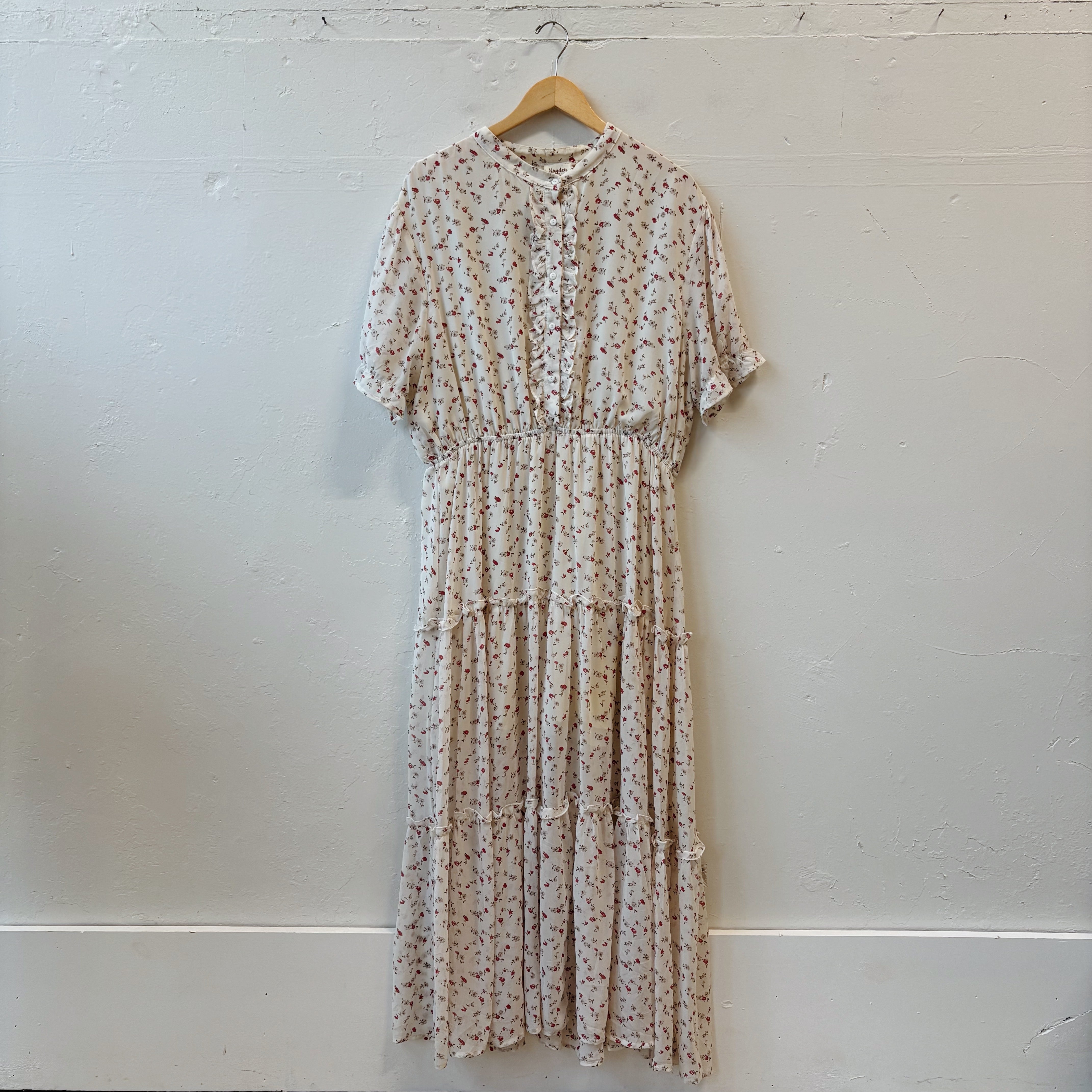 SIZE 1XL | White Floral Dress