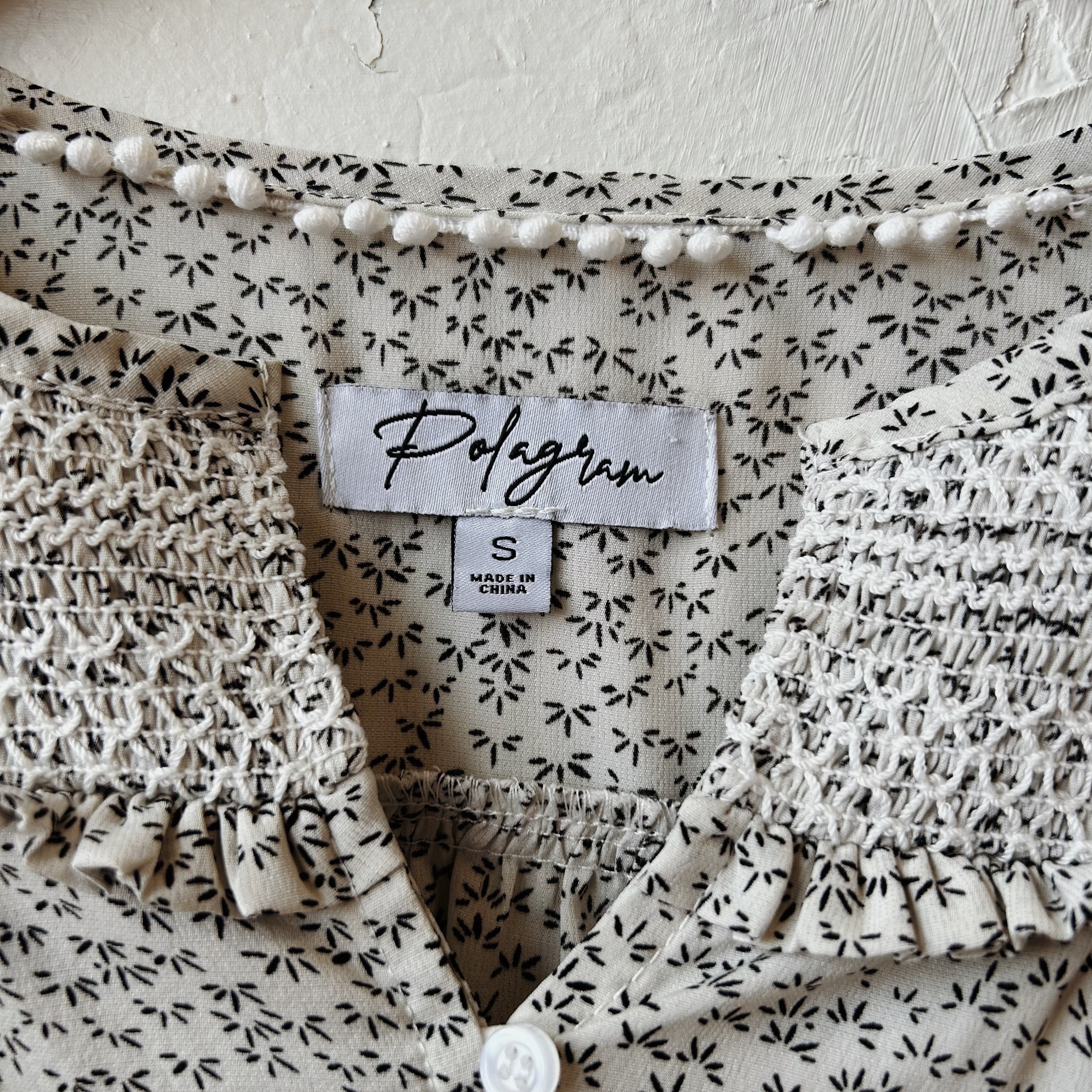 SIZE S | Patterned Button Up