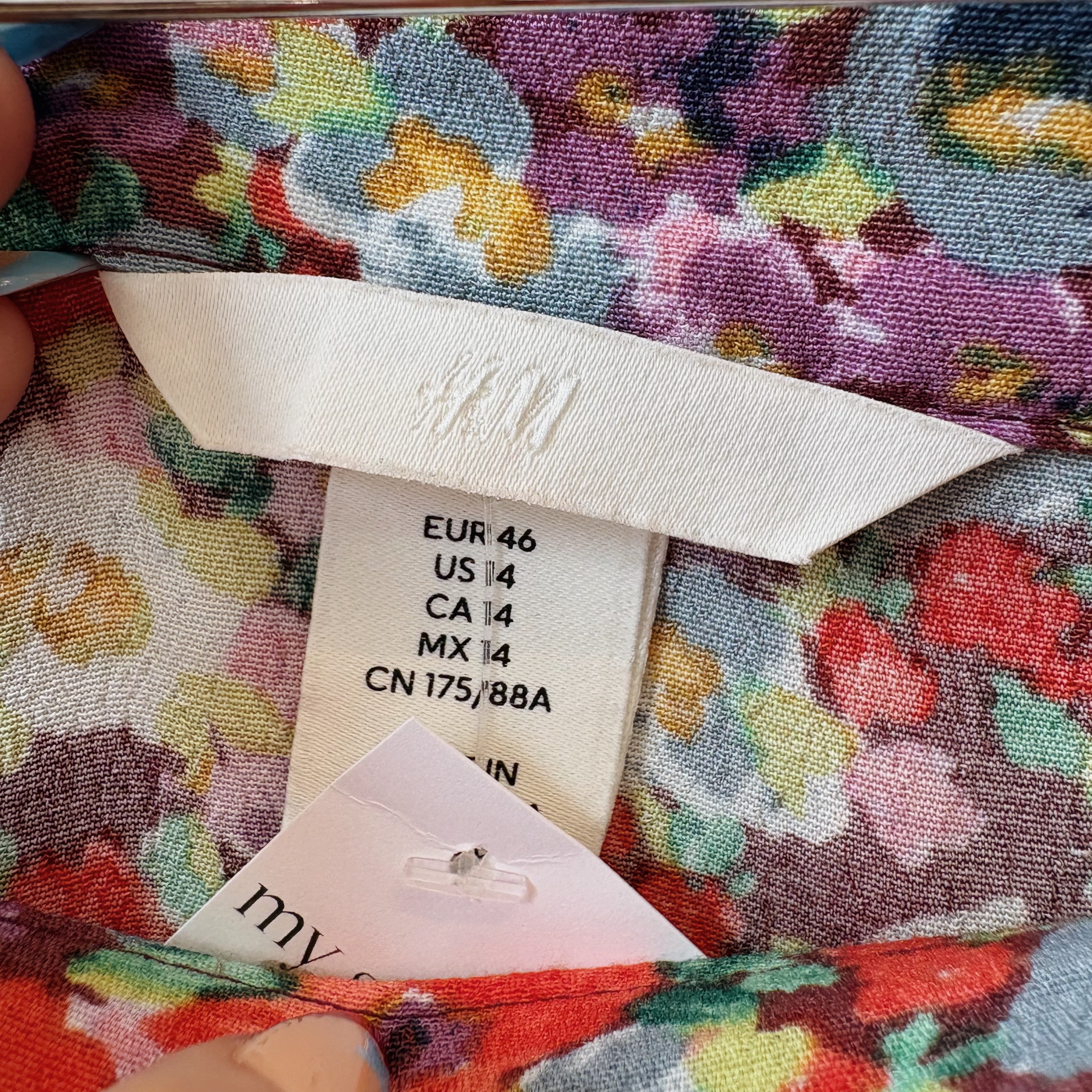 SIZE 14 | Floral Skirt