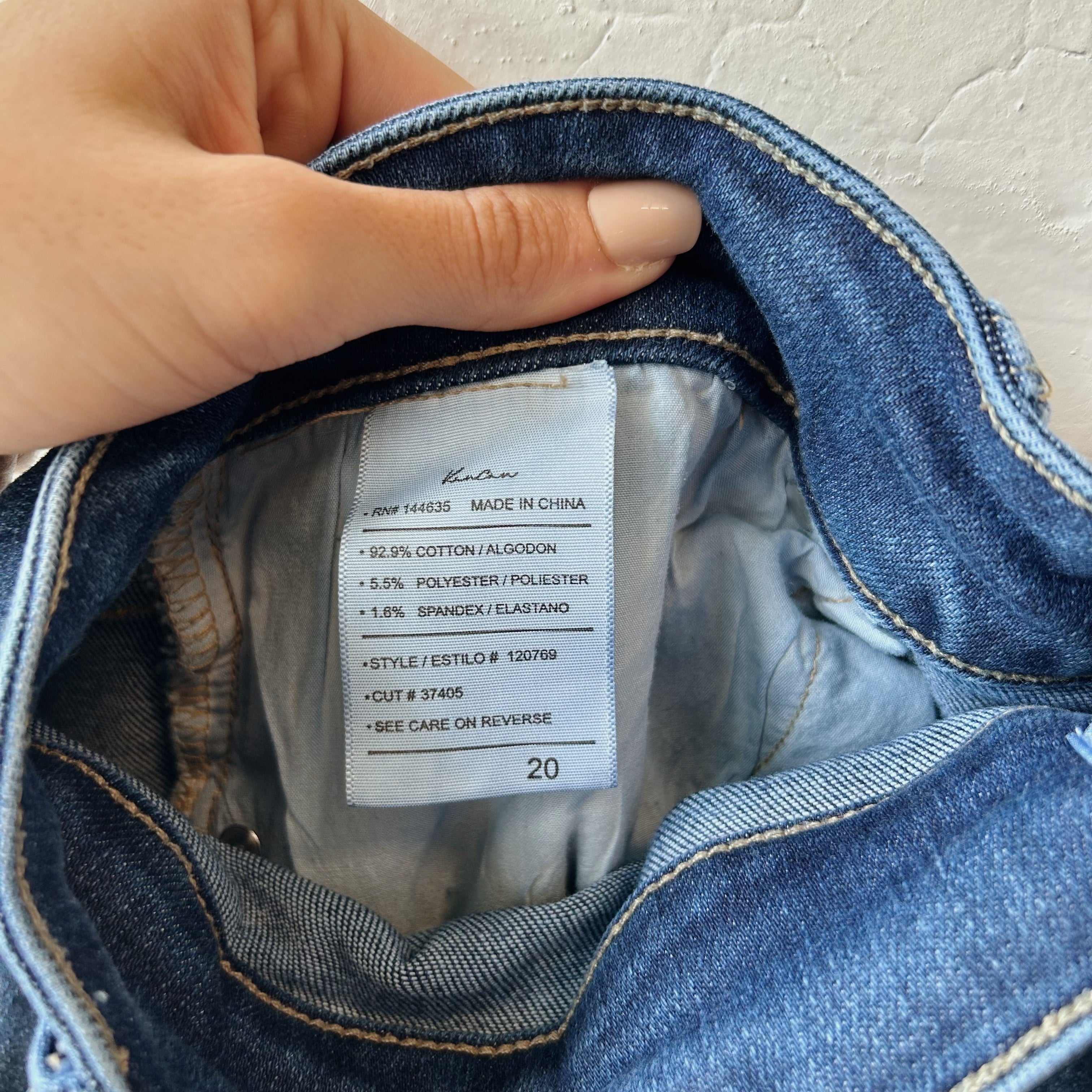 SIZE 20 | KanCan Distressed Shorts