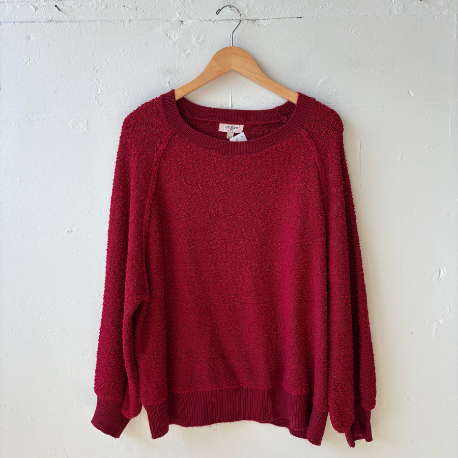 SIZE L | Red Sweater