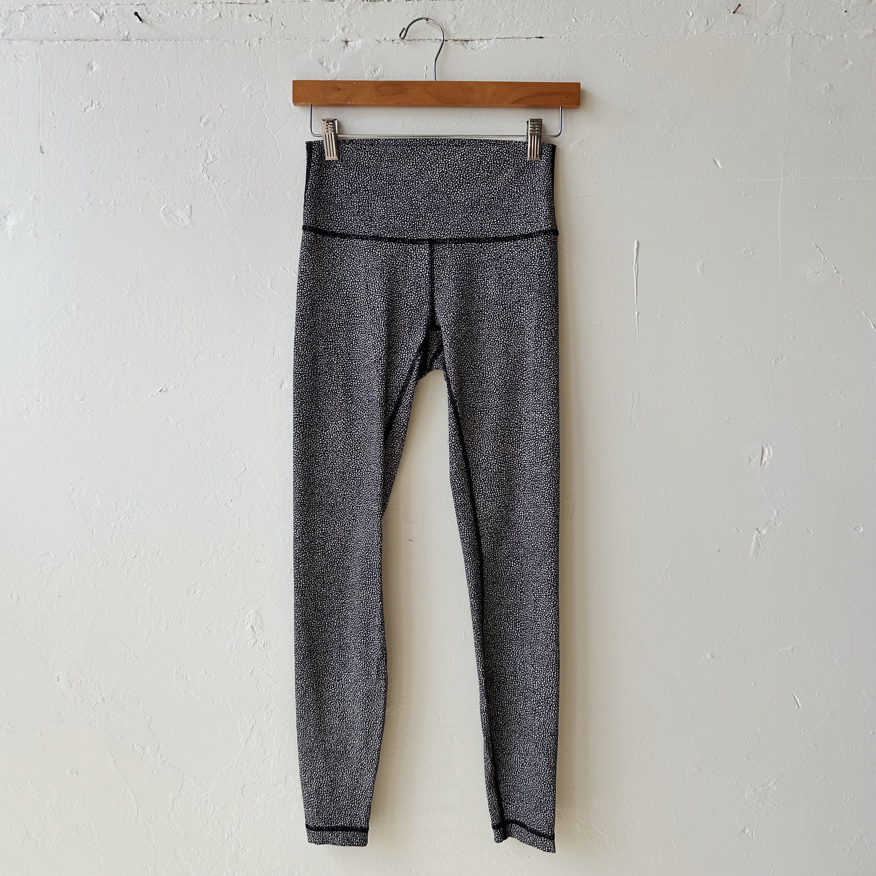SIZE S | Lululemon Patterned Leggings