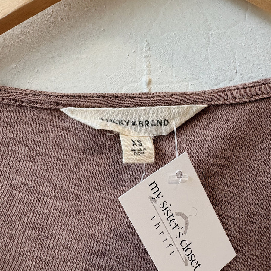 SIZE XS | Brown Tiered Top