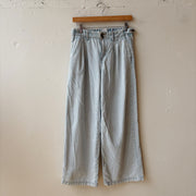SIZE 0 | AE Light Wash Jeans
