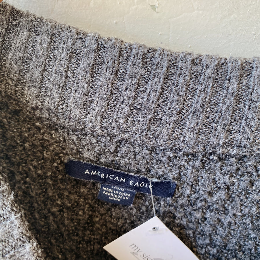 SIZE L | AE Sweater