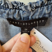 SIZE 2X | Light Denim Top