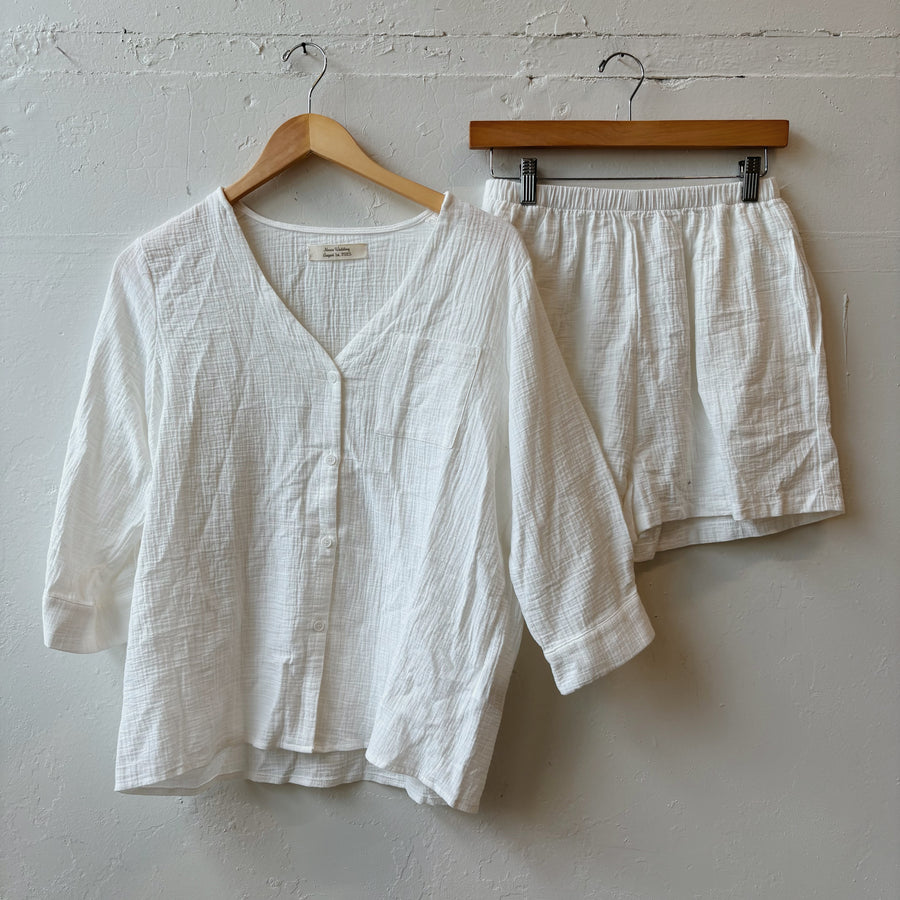 SIZE M | White Button Up Set