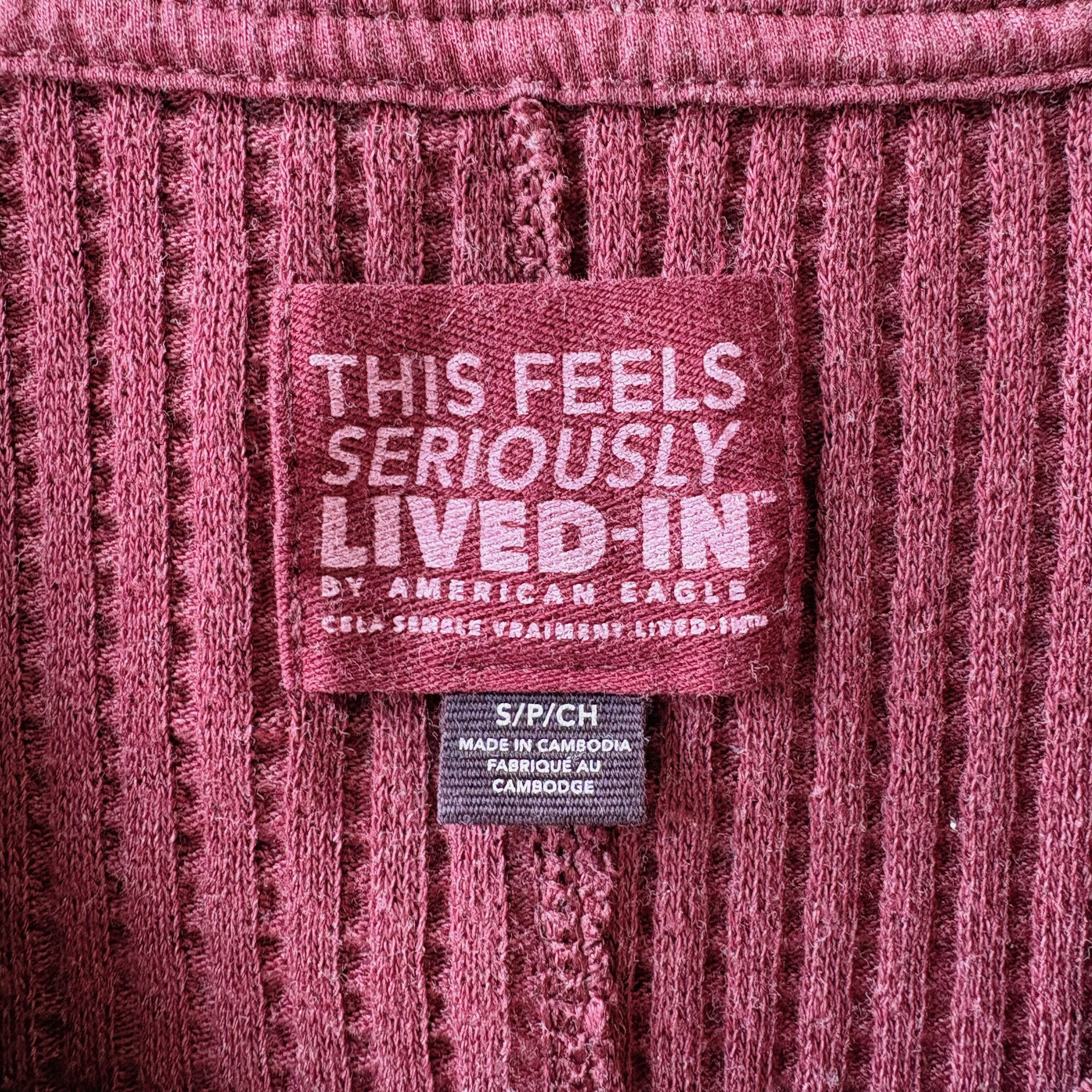 Size S | AE Burgundy Crewneck