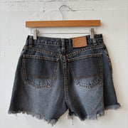 SIZE L | Black Shorts