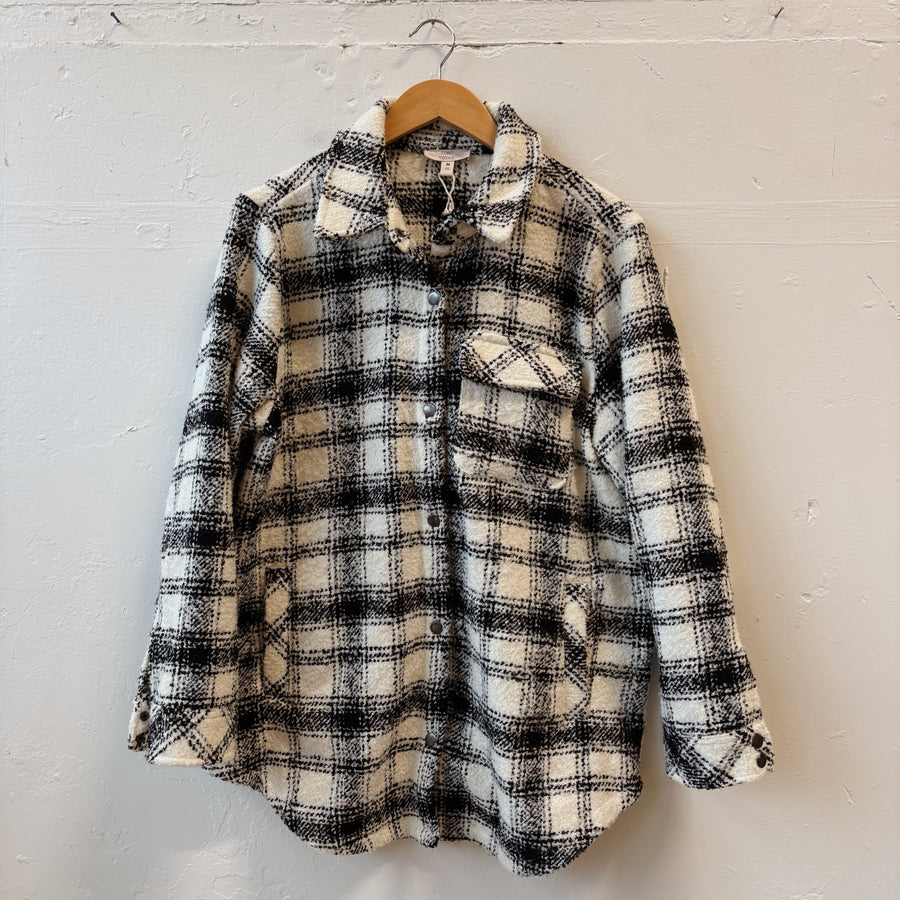 SIZE M | Plaid Shacket