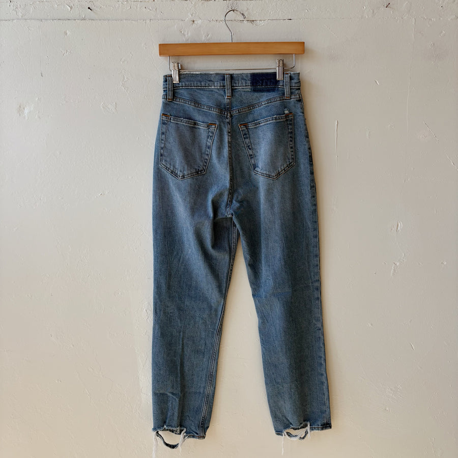 Size 4 | Abercrombie Straight Leg Jeans