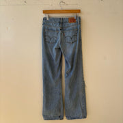 SIZE 24 | Levi’s Distressed Jeans