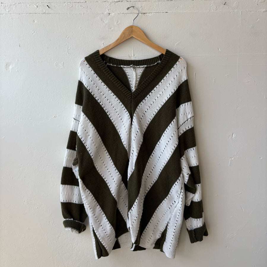 SIZE 3X | Green & White Sweater