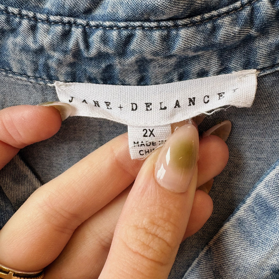 SIZE 2X | Light Denim Dress