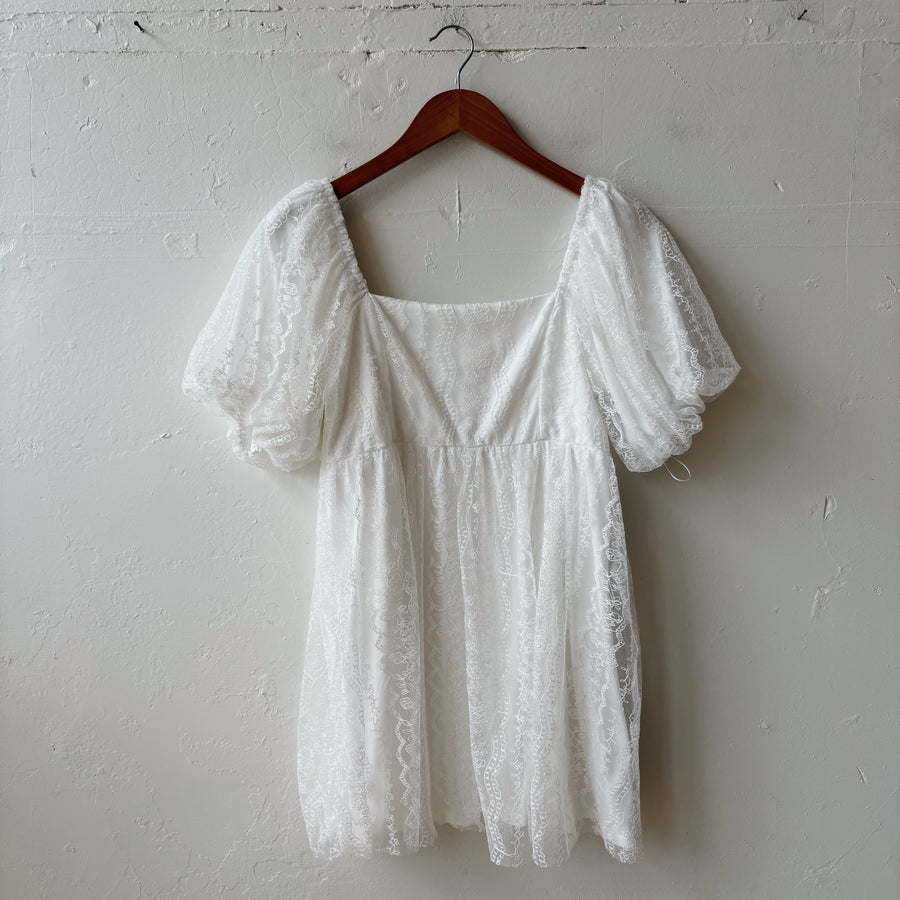 SIZE M | Altar’d State Dress