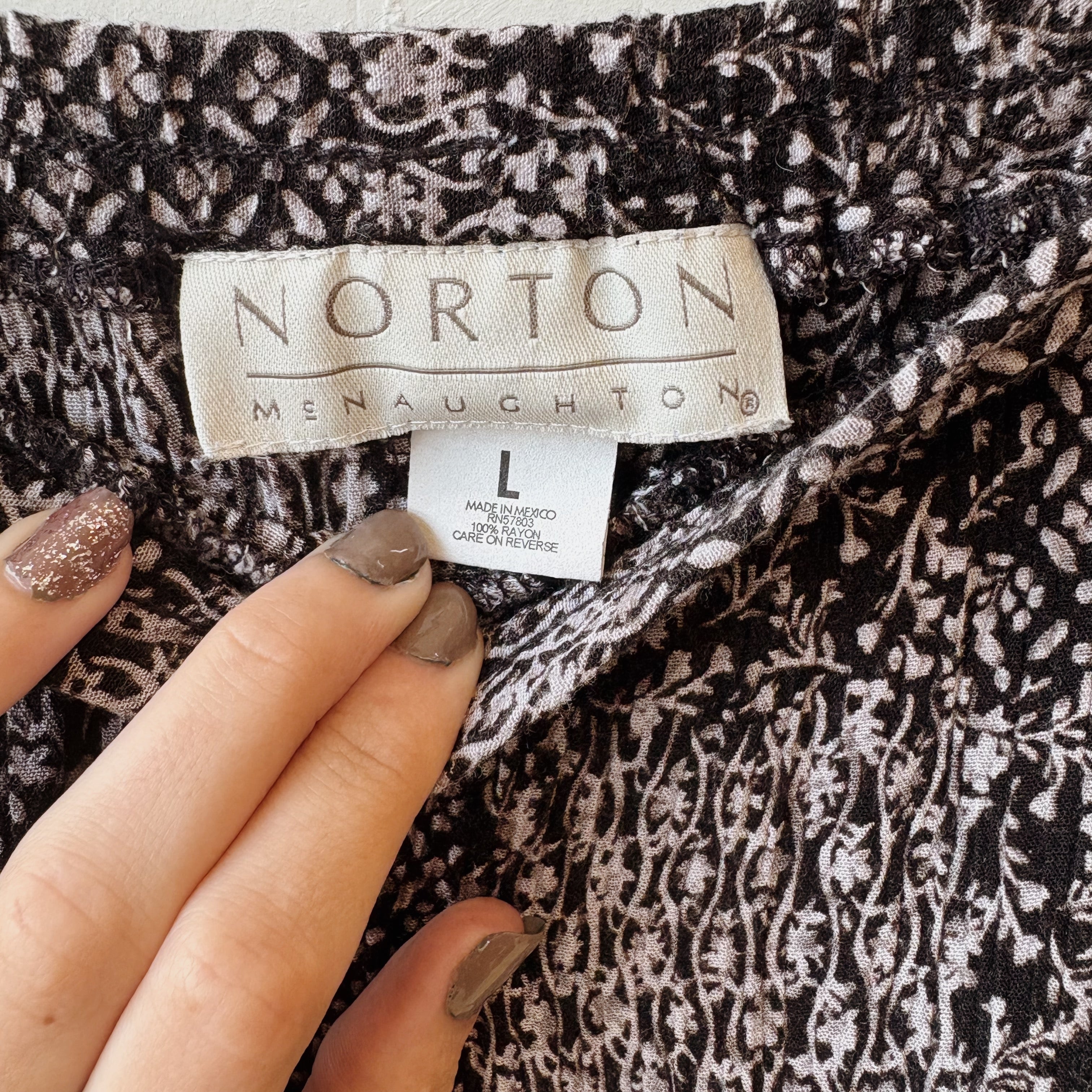 SIZE L | Patterned Skirt