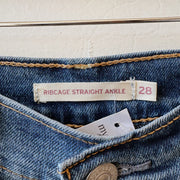 SIZE 28 | Levi Straight Ankle Jeans
