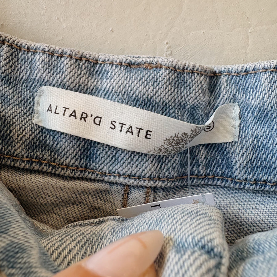 SIZE S | Altar’d State Shorts
